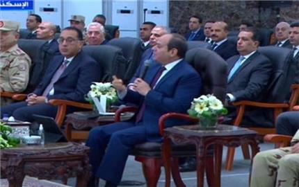 الرئيس السيسي: نعمل على دعم جميع القطاعات ومنها الصناعة والزراعة